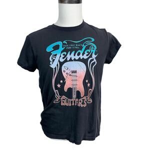 Fender Guitar short sleeve t-shirt, size small